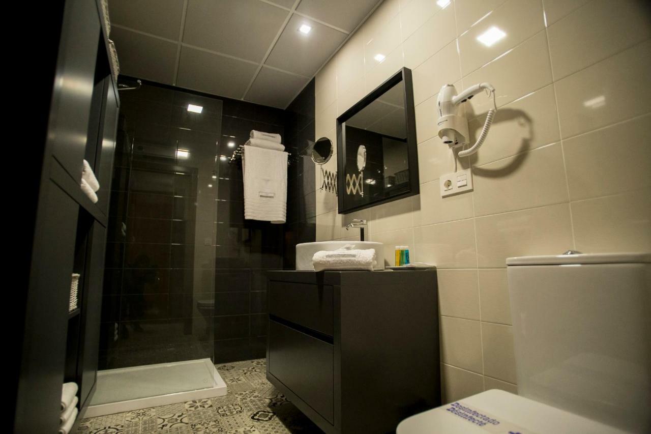Md Casa Palacio Munoz Chaves Siglo XVIII กาเซเรส ภายนอก รูปภาพ