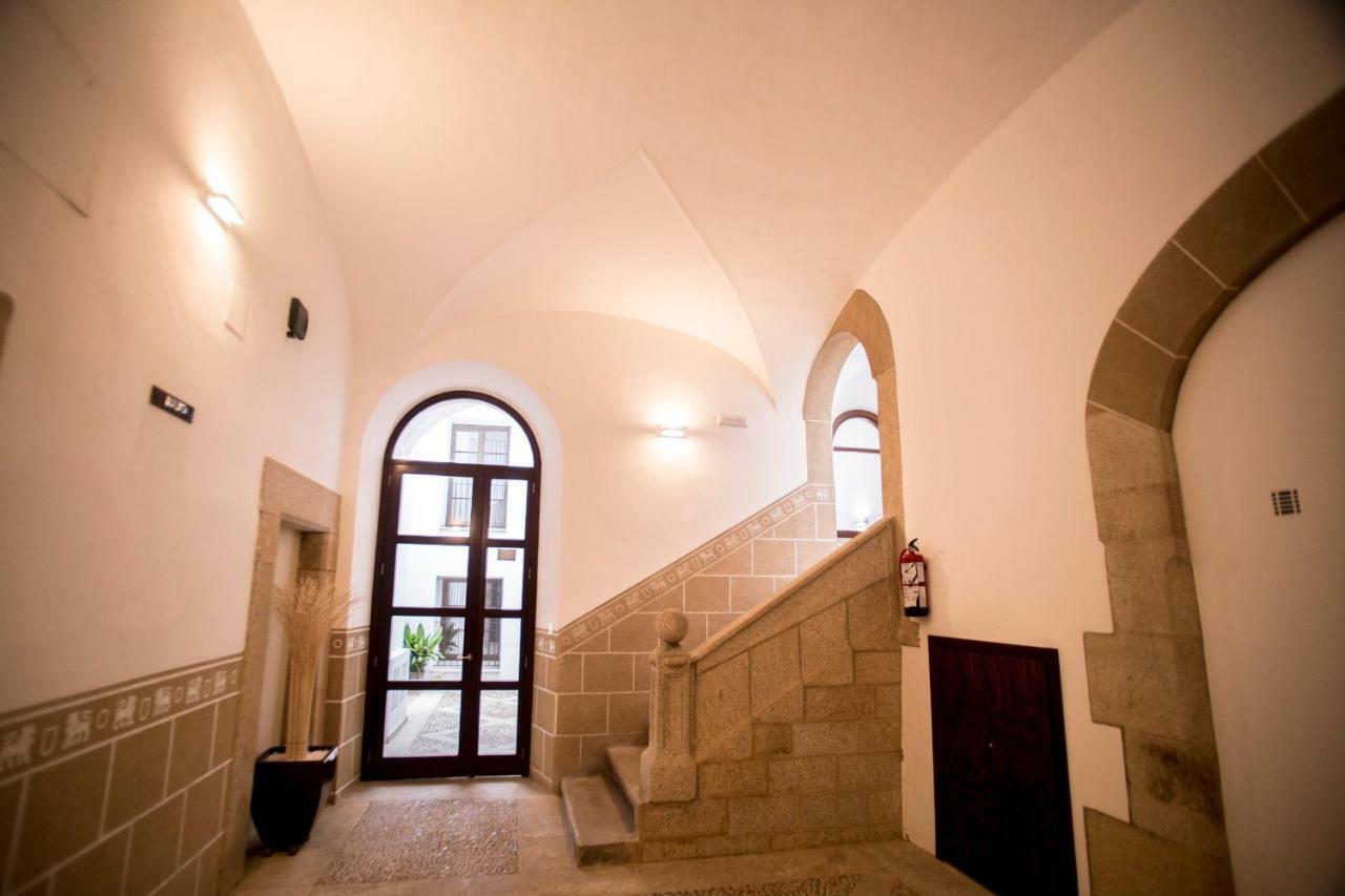 Md Casa Palacio Munoz Chaves Siglo XVIII กาเซเรส ภายนอก รูปภาพ